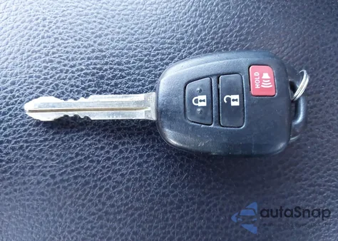 2017 Toyota Rav4 Xle из США, поврежденный, VIN JTMRFREV4HJ159186